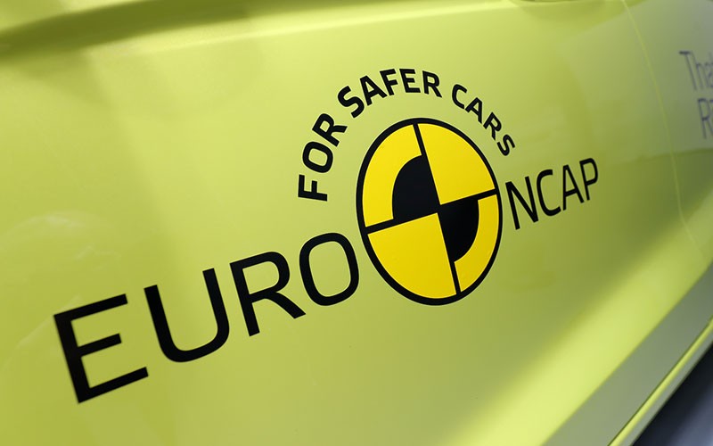 Euro NCAP 2025 Protocols: Tougher Scenarios and Peugeot Impact