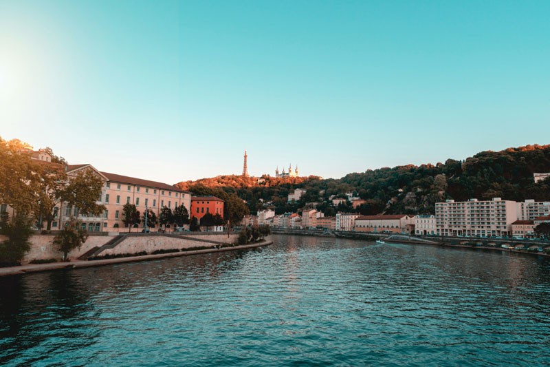 Lyon to Nice Coastal Drive: A Scenic Plan for Peugeot Drivers
