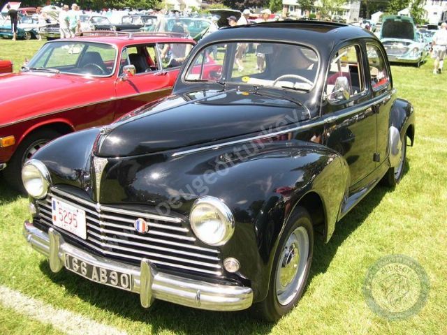 Peugeot 203