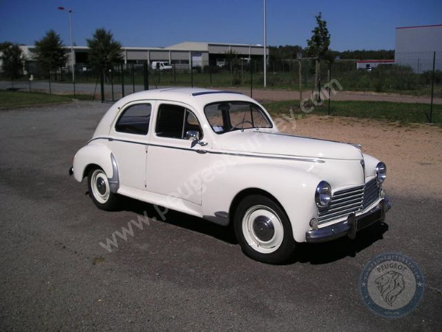 Peugeot 203