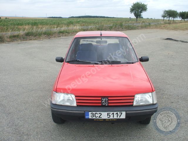 Peugeot 205