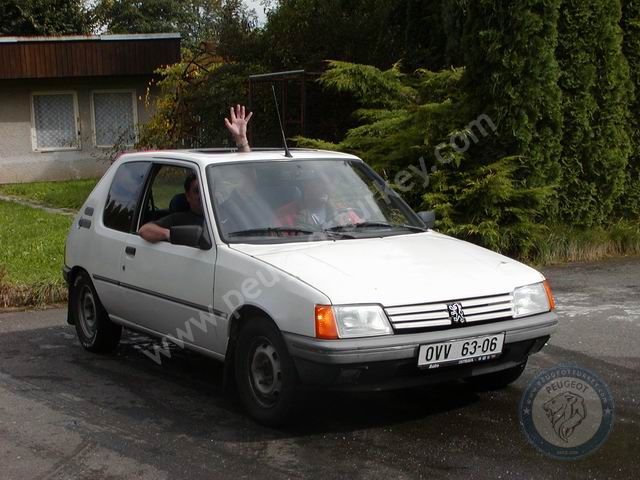 Peugeot 205