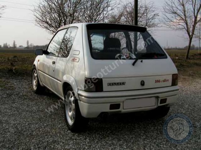 Peugeot 205