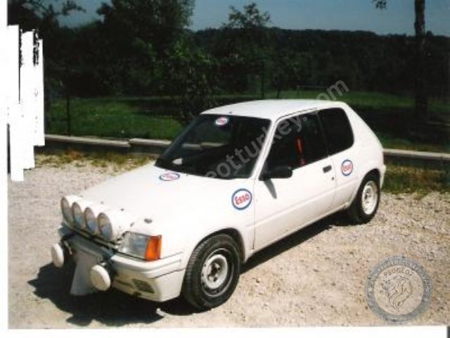 Peugeot 205