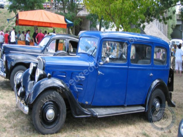 Peugeot 301