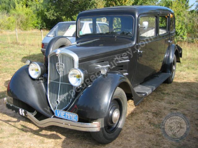 Peugeot 301