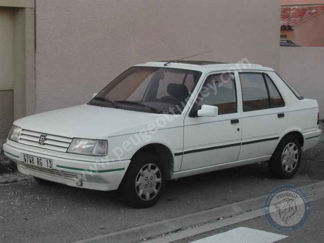 Peugeot 309