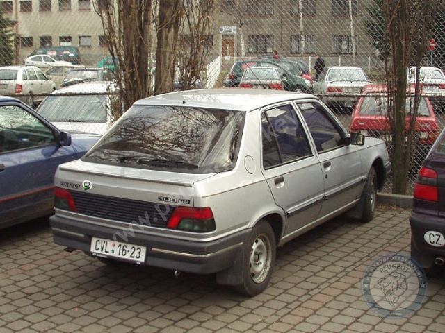 Peugeot 309