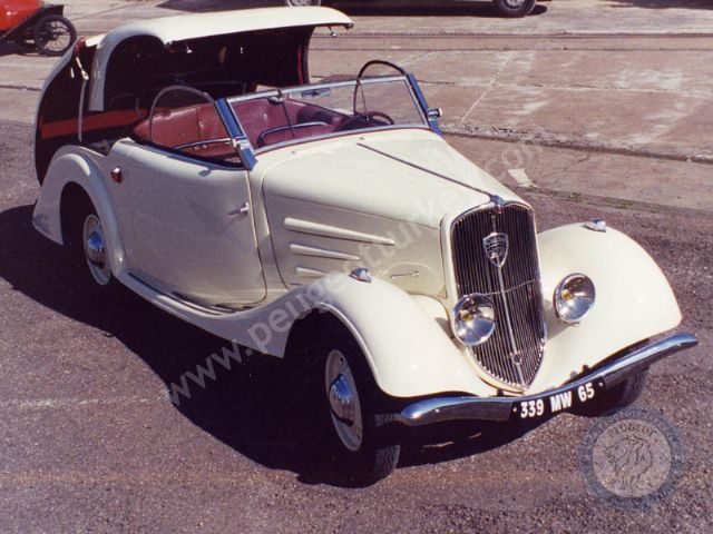 Peugeot 401