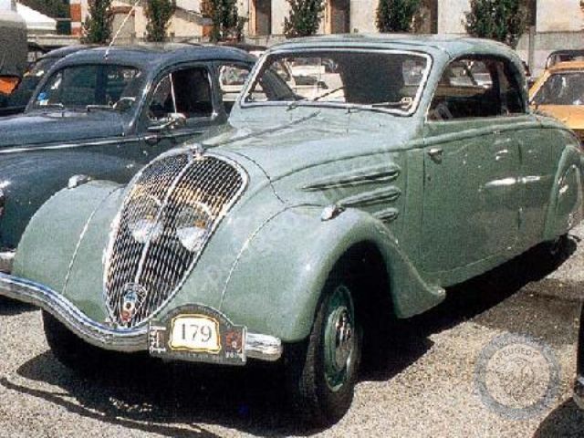 Peugeot 402