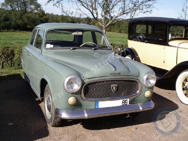 Peugeot 403