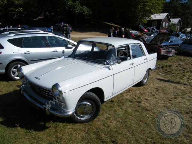 Peugeot 404