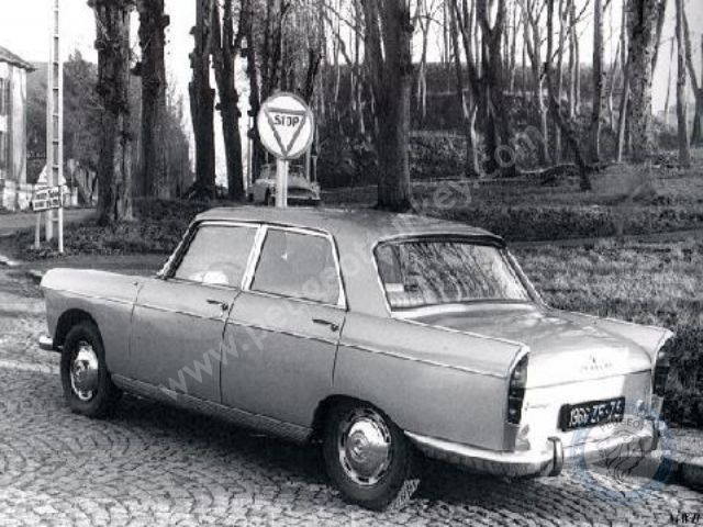 Peugeot 404