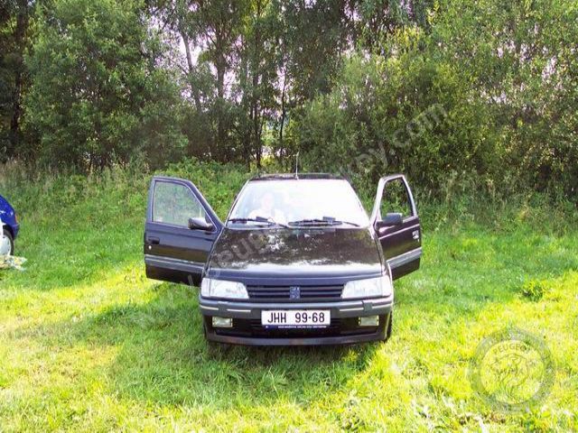 Peugeot 405