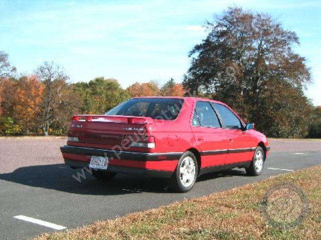 Peugeot 405