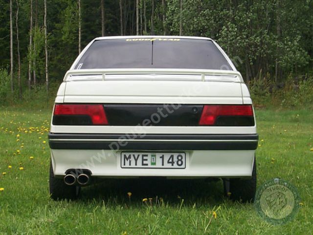 Peugeot 405