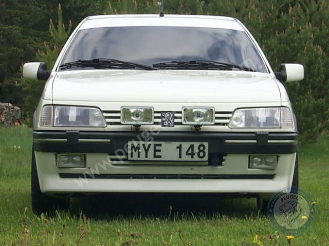 Peugeot 405