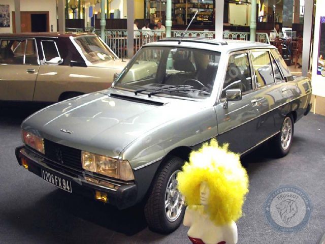 Peugeot 604