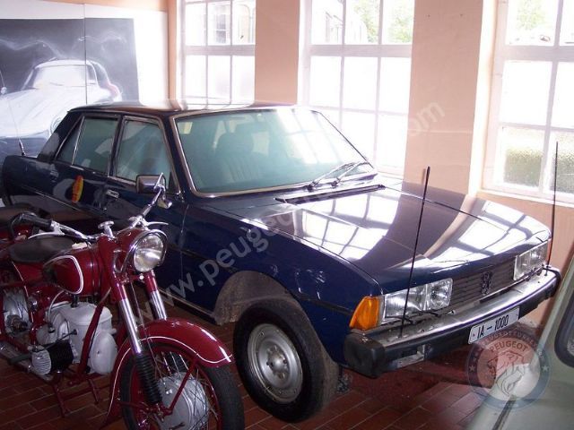 Peugeot 604