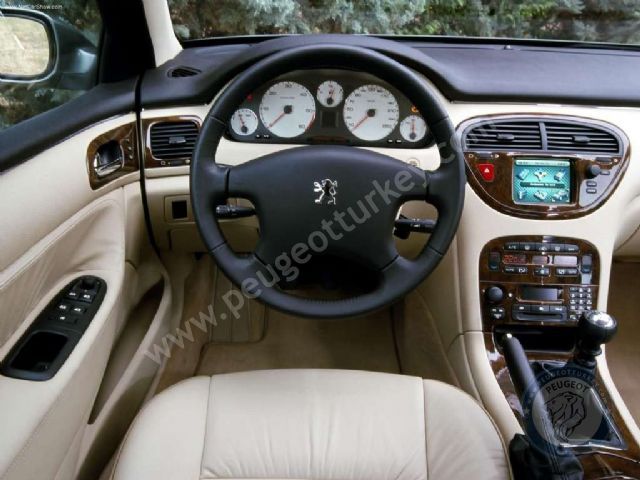 Peugeot 607