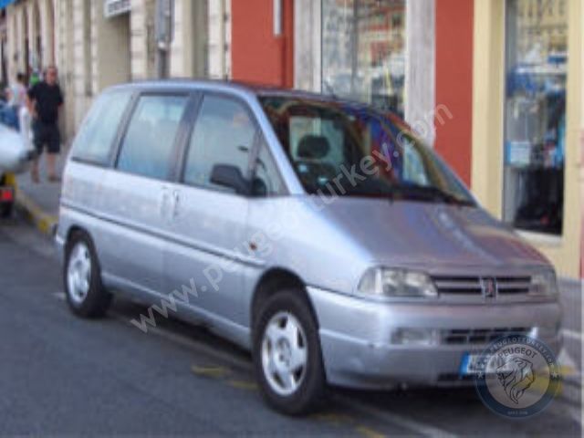 Peugeot 806